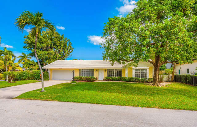 790 Coquina Way photos photos