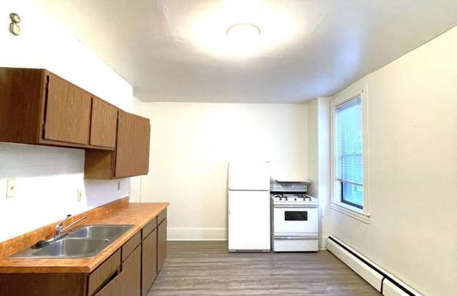 301 S Winebiddle St photos photos