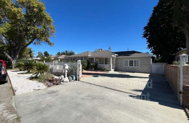 8334 Aura Ave. Gallery 1
