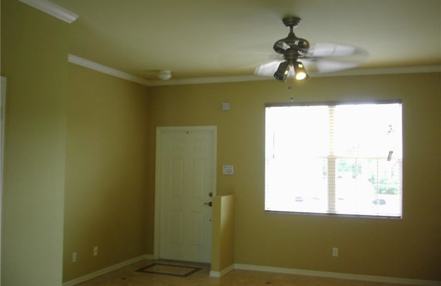 3635 Pine Oak CIR - 3635 Pine Oak Cir, Fort Myers, FL 33916
