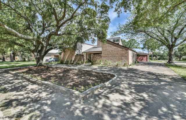 14102 Swiss Hill Drive Gallery 2