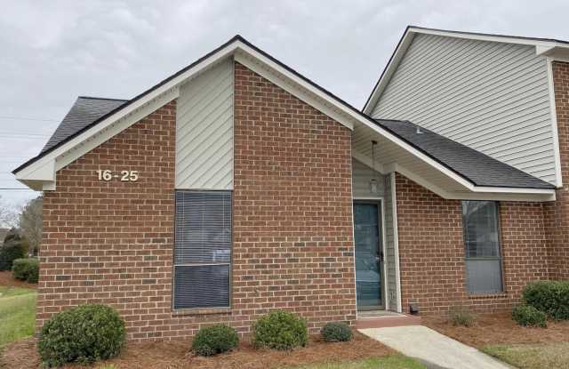 16 Upton Court - 16 Upton Court Drive, Greenville, NC 27858