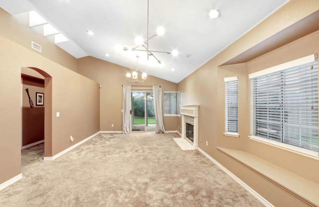 3 Bedroom | 2 Bathroom Gallery 3