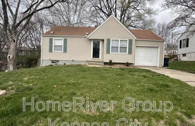 512 NE 42nd Ter - 512 Northeast 42nd Terrace, Kansas City, MO 64116