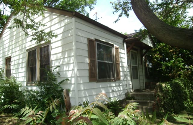315 S Perry St - 315 South Perry Street, Denver, CO 80219