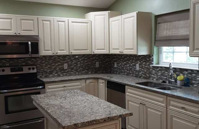 3 bedroom 2 bath Myrtle Beach home in Bent Oak Estates Gallery 3