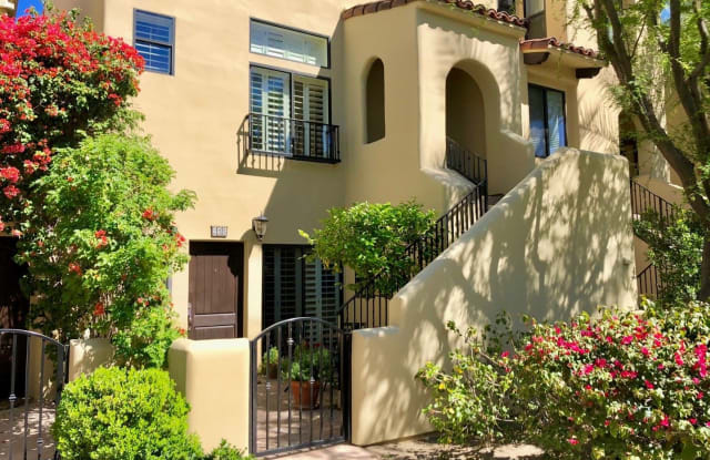 233 Villorrio Drive East #33 - 233 Villorrio Drive East, Palm Springs, CA 92262