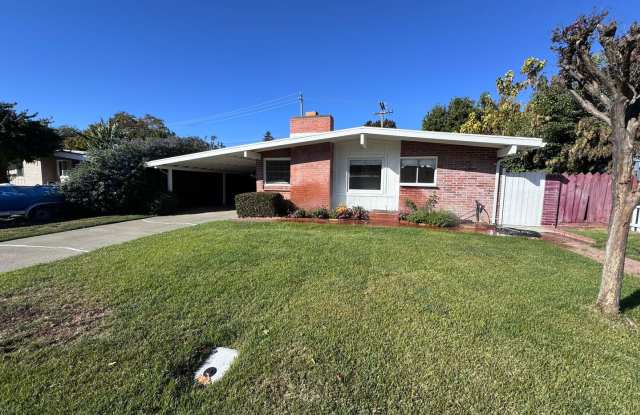 Remodeled 3 bed/2 bath in West Sac! Gallery 3