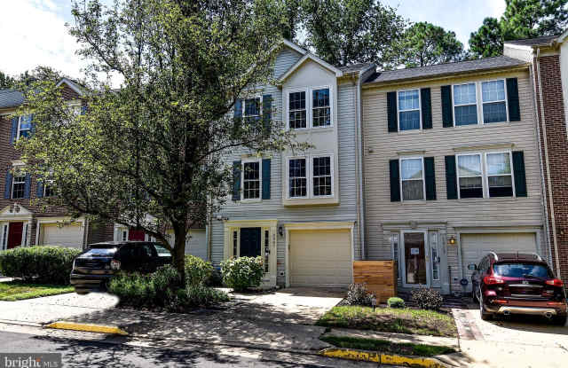 5987 EDGEHILL COURT - 5987 Edgehill Court, Huntington, VA 22303