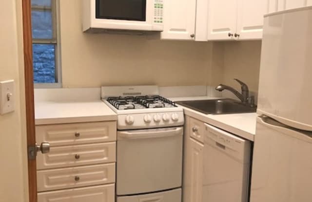 234-236 Thompson Street - 234 Thompson St, New York City, NY 10012