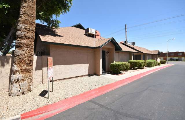 4823 W LOMA Lane Gallery 2