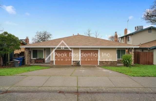 Updated 2bd/2ba Foothill Farms Duplex With 1 Car Garage photos photos