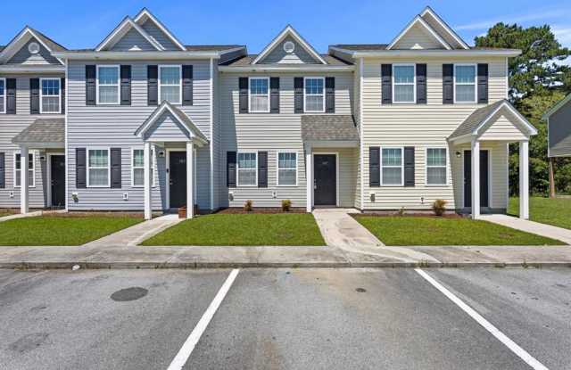 Minutes to OAJ Airport! 2BR/2.5 Bath Townhome! photos photos