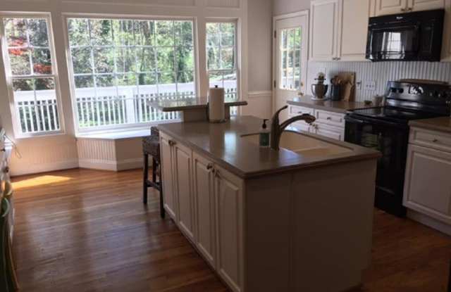 71 Shadowlawn Road SE Gallery 3