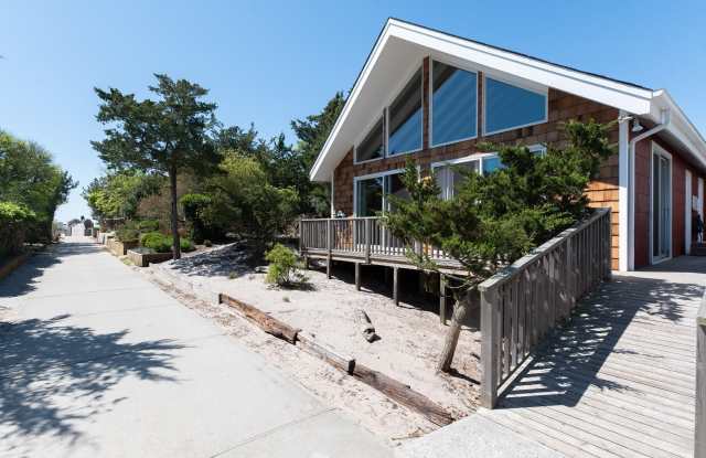 66 Bungalow Walk photos photos