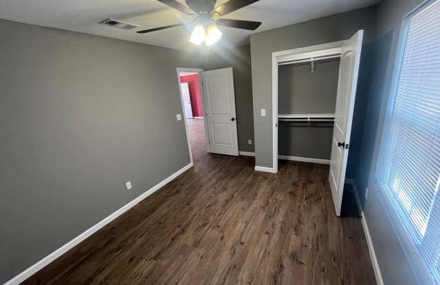 New Construction Brick Home - 3 Bed 2 Bath House Gallery 3