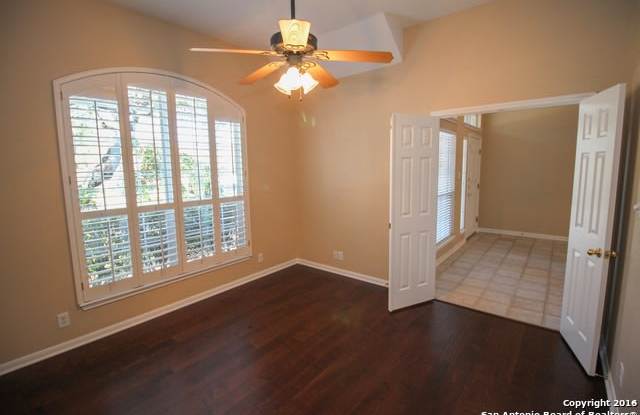 16638 WORTHINGTON Gallery 4
