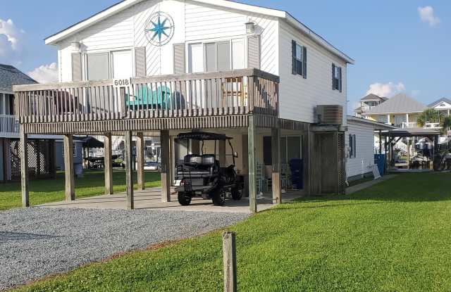 6018 6th Street - 6018 6th Street, Surf City, NC 28445