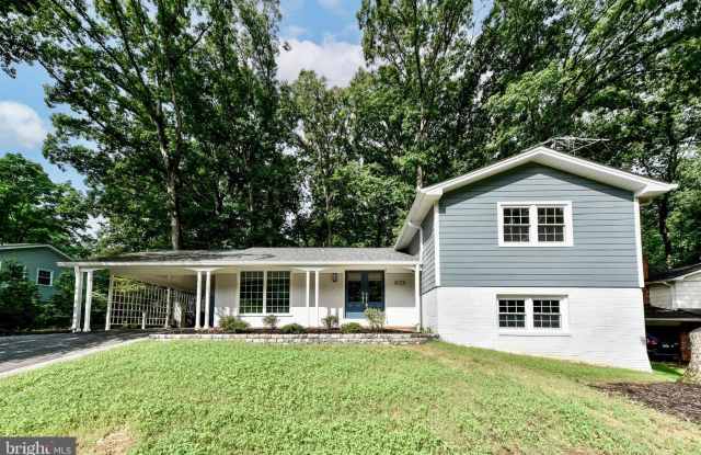 5012 DODSON Drive Gallery 1