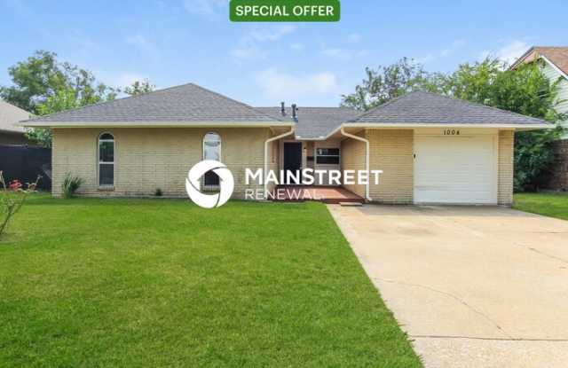 1004 Northwest 19th Street - 1004 Northwest 19th Street, Moore, OK 73160