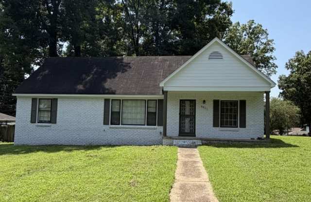 4825 Rolling Fields Drive Gallery 1