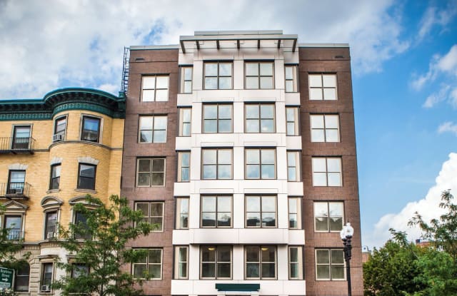 1085 Boylston Gallery 3