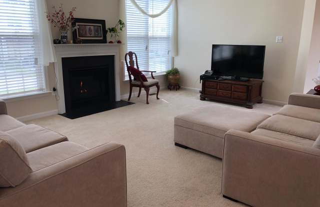 14013 VINTAGE LANE Gallery 4