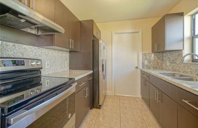 5720 SW 26th St photos photos