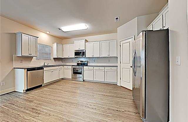 9517 Blue Knoll Court Gallery 3