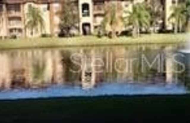 5572 METROWEST BOULEVARD photos photos