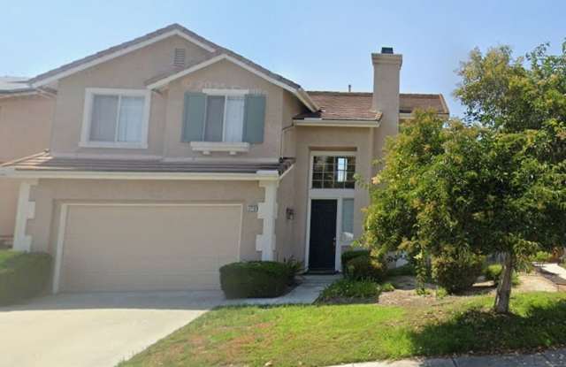 Great 2 Story 3 bed 2.5 bath near Guajome Lake in Oceanside photos photos