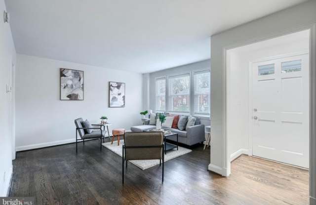 1418 North Forest Park Avenue Gallery 3
