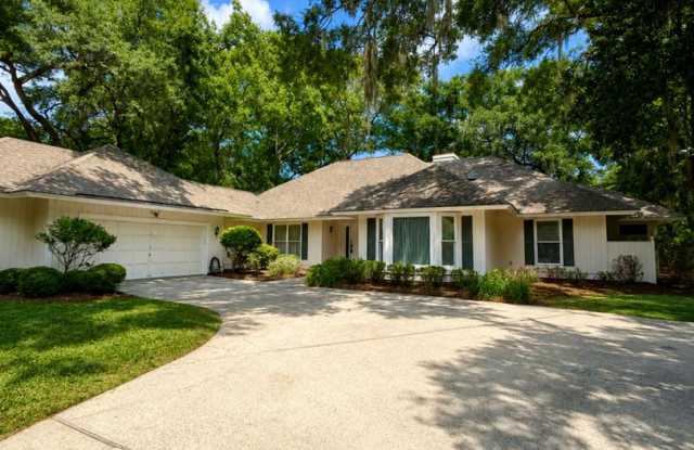 3 Bedroom 2.5 bath in the Landings Gallery 1