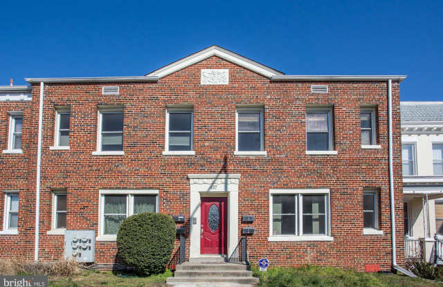 437 MANOR PLACE NW Gallery 2