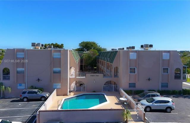 1100 SE 4th Ave photos photos