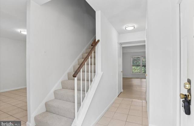 9652 MOTLEY LN Gallery 2