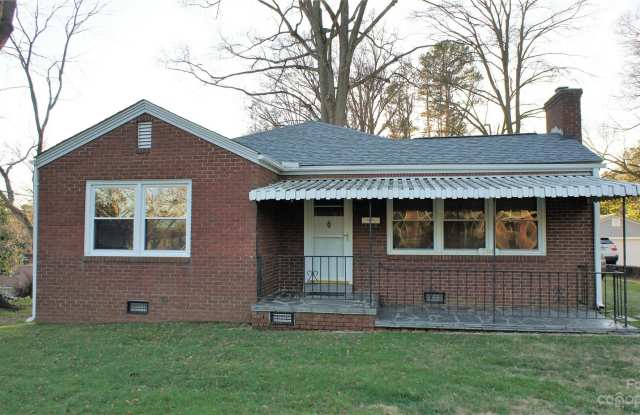 796 Carolyn Drive SE - 796 Carolyn Drive Southeast, Concord, NC 28025