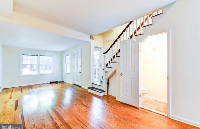 3421 RESERVOIR ROAD NW Gallery 3