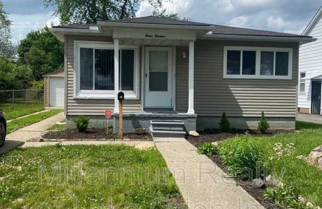 719 E Madison Ave photos photos