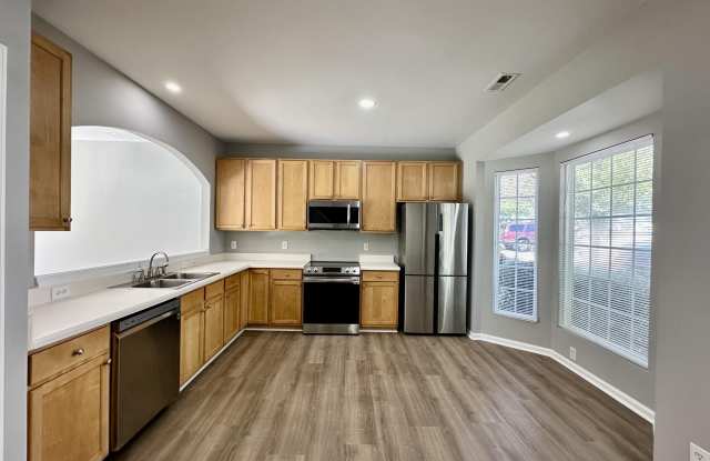 208 Walnut Woods Drive Gallery 3
