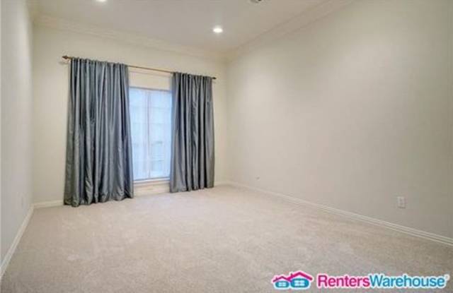 8332 Thorncrest Court Gallery 4