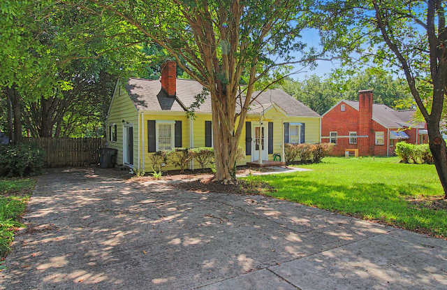 Cozy Ranch off The Plaza! Gallery 3