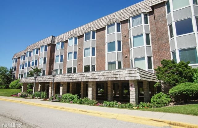 400 Ascot 2B - 400 Ascot Dr, Park Ridge, IL 60068