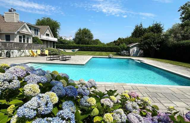 1080 Lands End Road photos photos