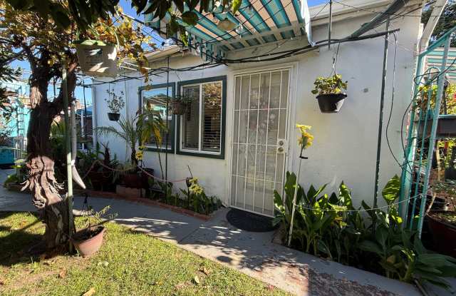 All-Inclusive Studio for Rent in Tarzana! - 19521 Friar Street, Los Angeles, CA 91335