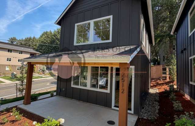 Gorgeous & Spacious Cottage in South Salem photos photos
