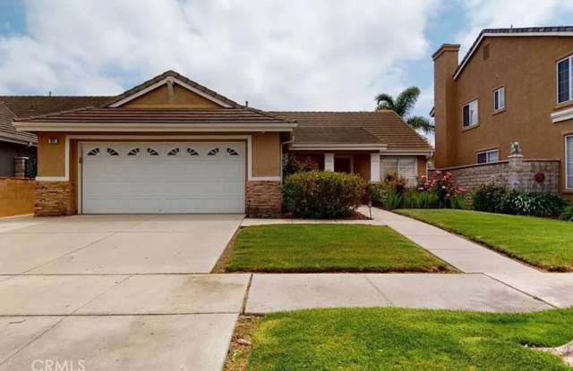 Beautiful 3-bedroom, 2-bathroom home located in Oxnard, CA. photos photos