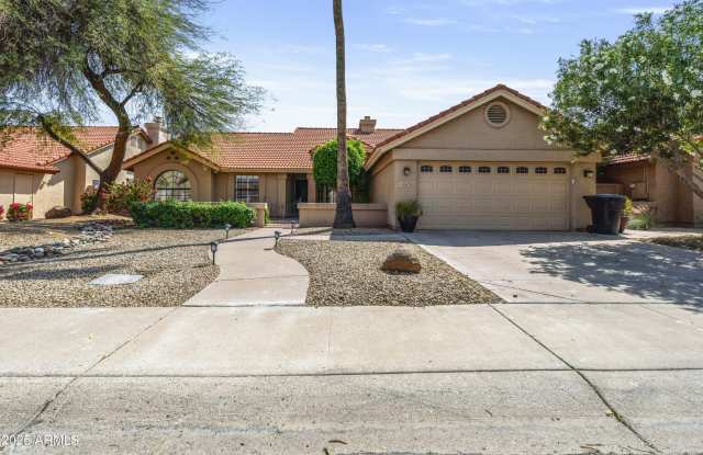 10043 E DREYFUS Avenue photos photos