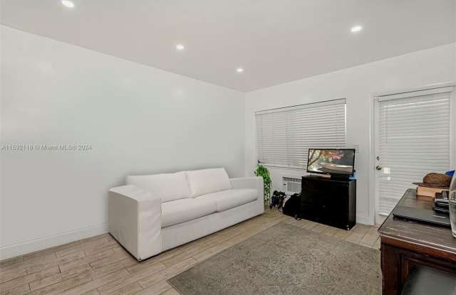 719 Euclid Ave - 719 Euclid Avenue, Miami Beach, FL 33139
