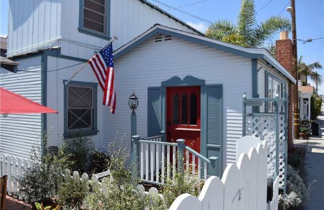 1007 Balboa Ave. Avenue - 1007 Balboa Avenue, Newport Beach, CA 92662